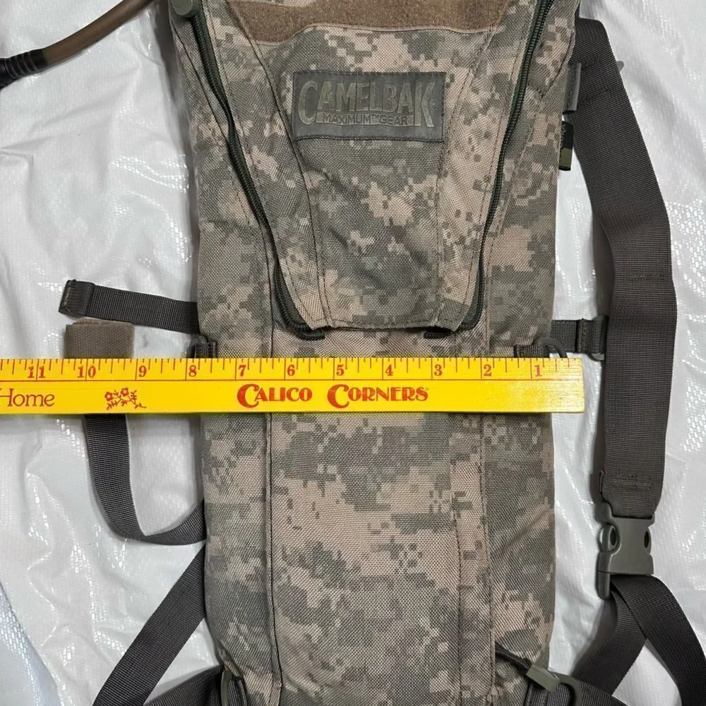 Camelbak Camo print Maximum Gear Thermobak 3 liter 100oz Hydration System